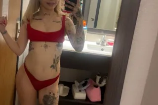 ashley winter - 25 - Image 3