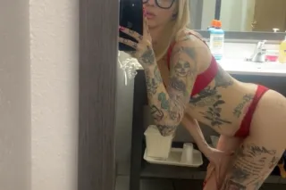 ashley winter - 25 - Image 4